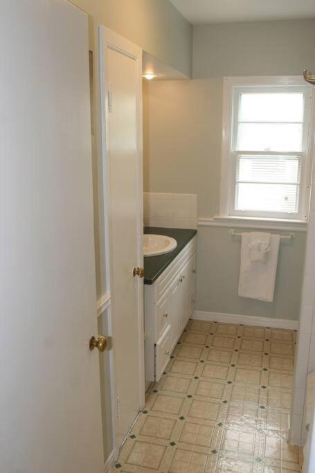 Niagara Riverview Closest To Falls, Free Breakfast Delivered Daily Exteriér fotografie