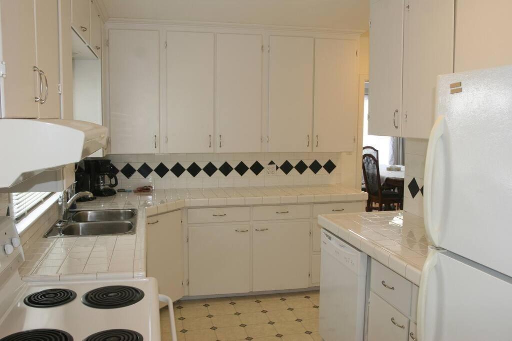 Niagara Riverview Closest To Falls, Free Breakfast Delivered Daily Exteriér fotografie