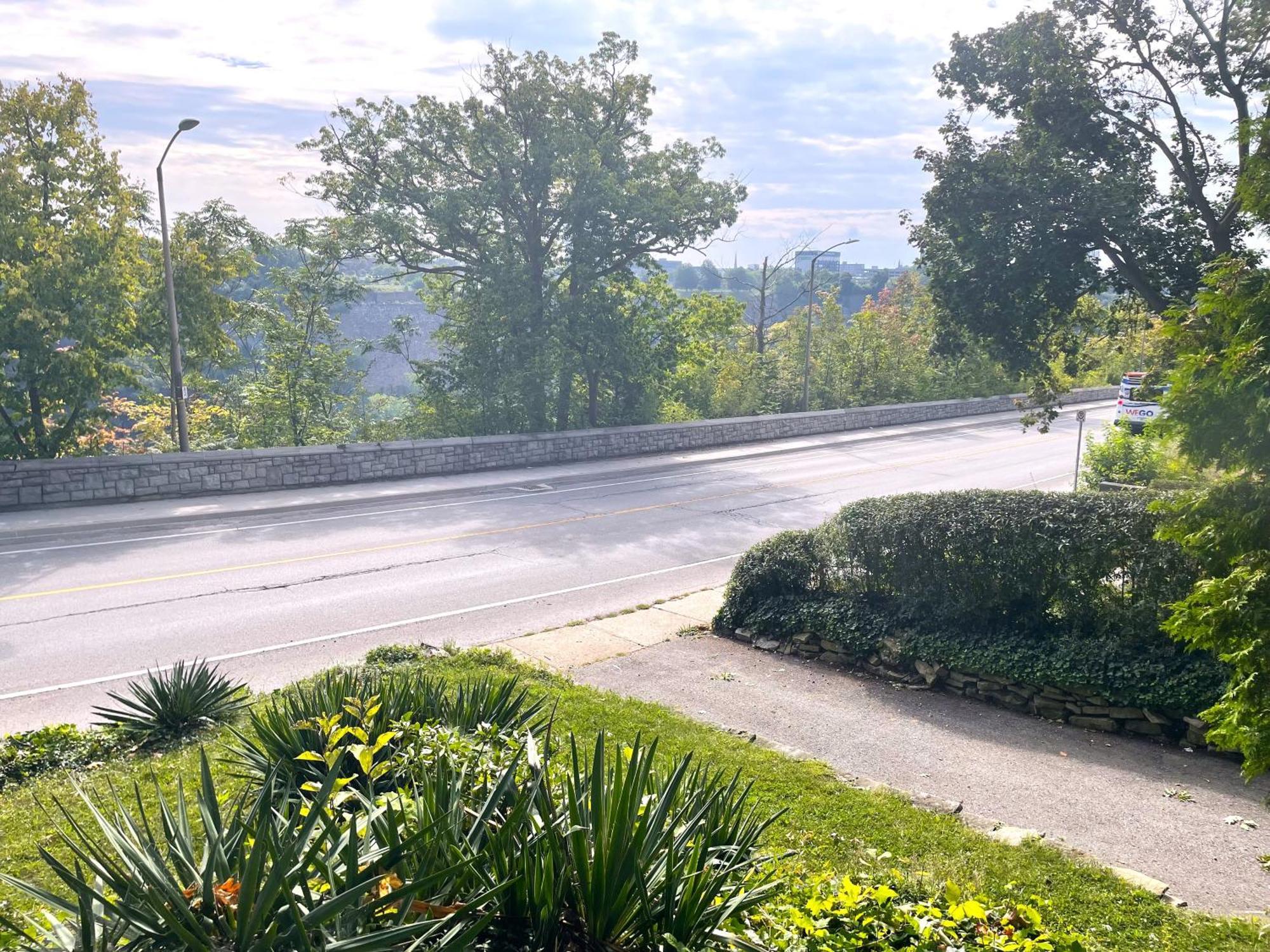 Niagara Riverview Closest To Falls, Free Breakfast Delivered Daily Exteriér fotografie